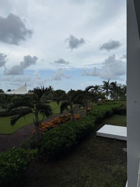 Building Photo - 10275 Collins Ave