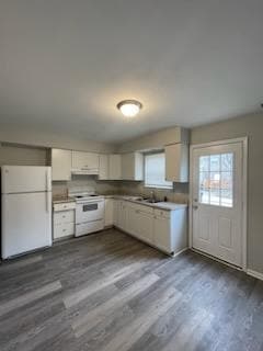 Building Photo - BEAUTIFUL TWO BEDROOM 1.5 BATHROOM APARTME...