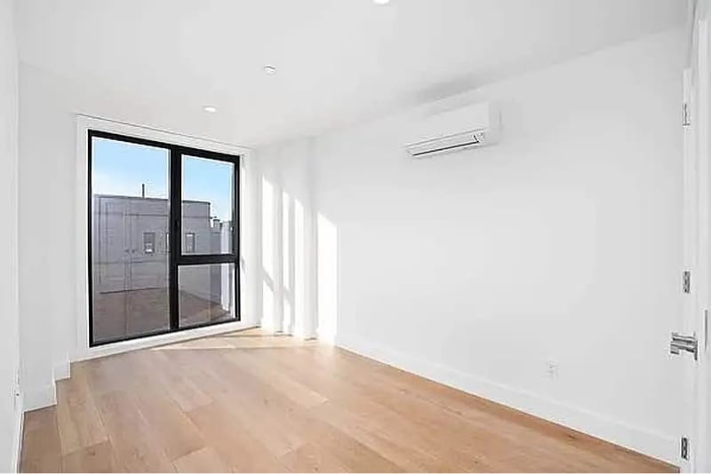 Building Photo - 23-33 Astoria Blvd