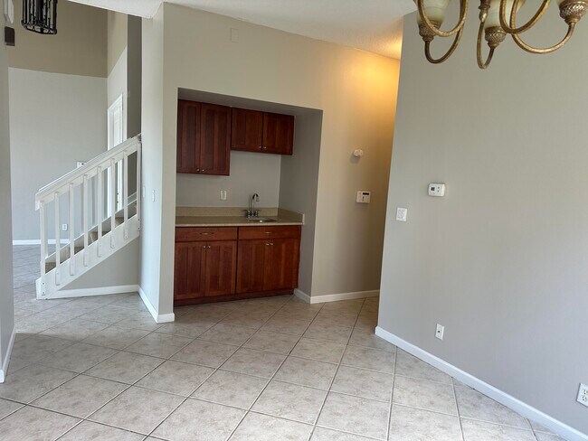 Building Photo - 127 Lancaster Way