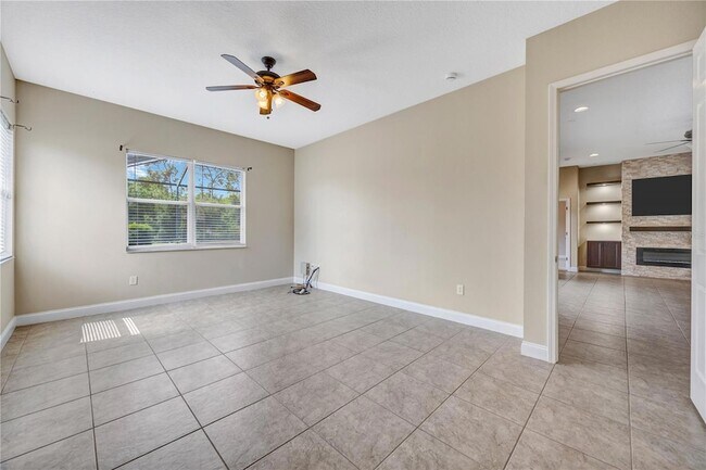 Building Photo - 27438 Sora Blvd