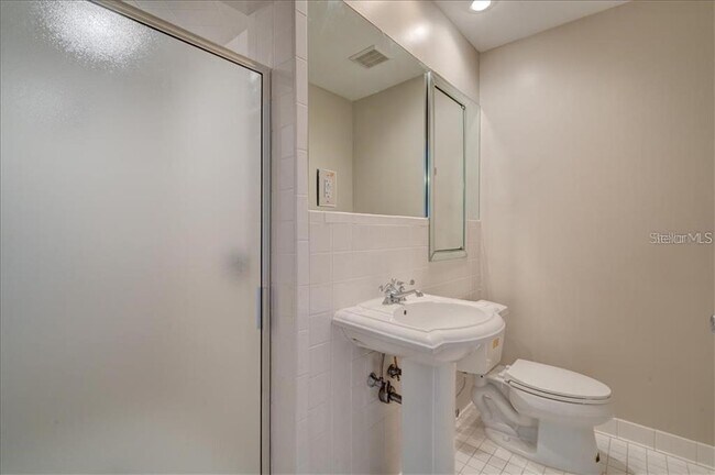 Building Photo - 809 Brightwaters Blvd NE