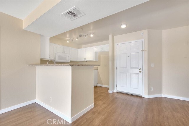 Building Photo - 11410 Brookshire Ave