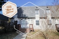 Building Photo - 2000 Belle Terra Rd