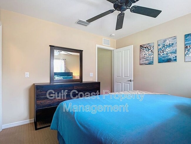 Building Photo - 227 Rotonda Blvd W