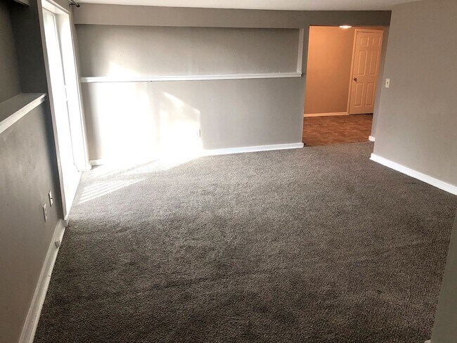 Building Photo - 1350 Sherman Ave