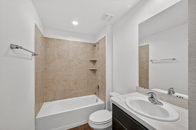 Building Photo - 5118 Dove Hl Ln