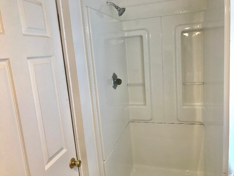 Building Photo - 918 Watson St SW