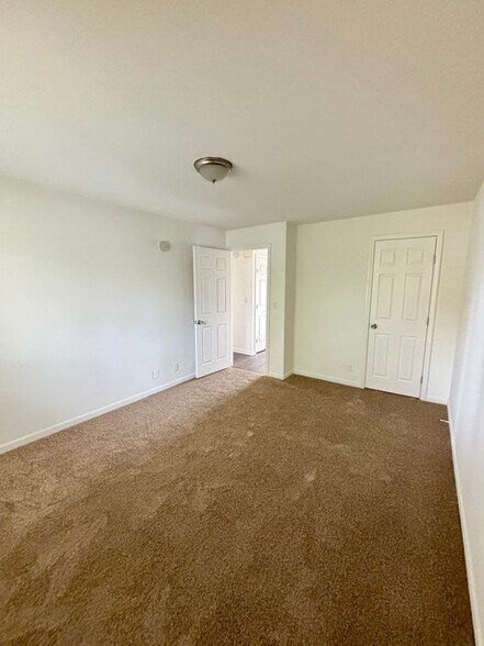 Building Photo - 776 Millersport Hwy