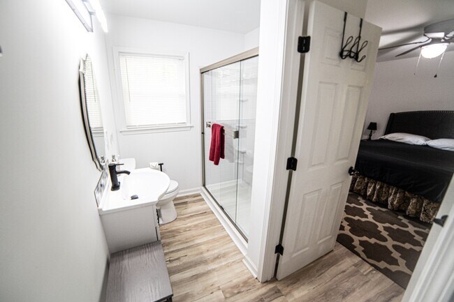 Building Photo - 369 Crane Dr