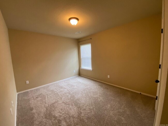 Building Photo - 2633 Chapel Creek Dr