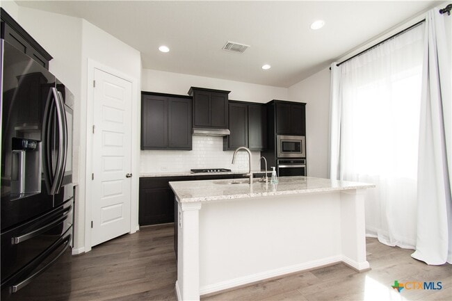 Building Photo - 6808 Verona Pl