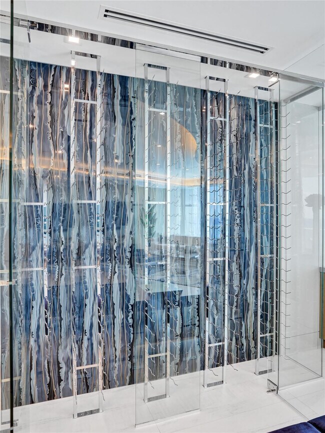 Building Photo - 701 N Fort Lauderdale Beach Blvd