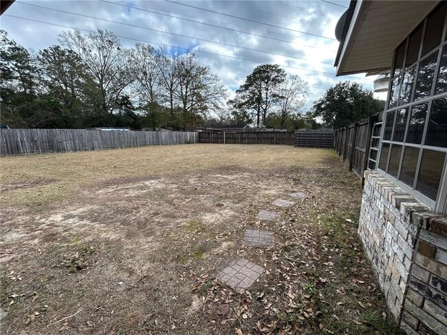 Building Photo - 5710 5th St