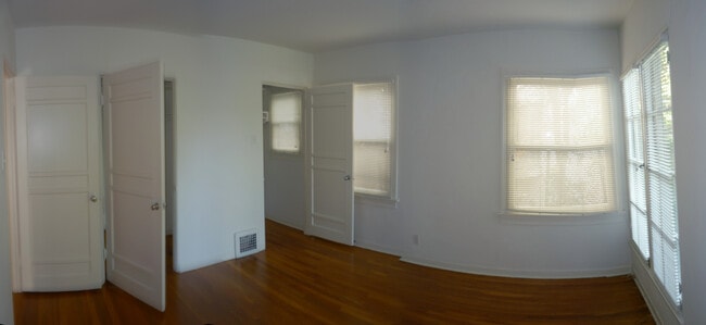 Building Photo - 8549 Clifton Wy