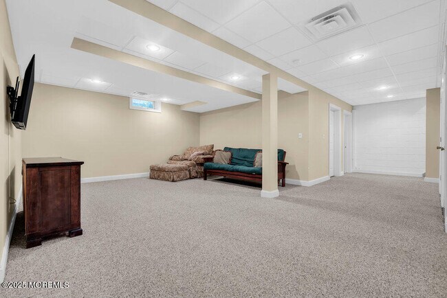 Building Photo - 412 Chicago Blvd