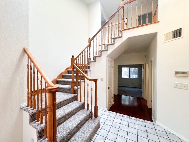 Building Photo - 8330 Sea Island Ct