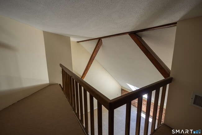 Building Photo - 58 Woodley Ct
