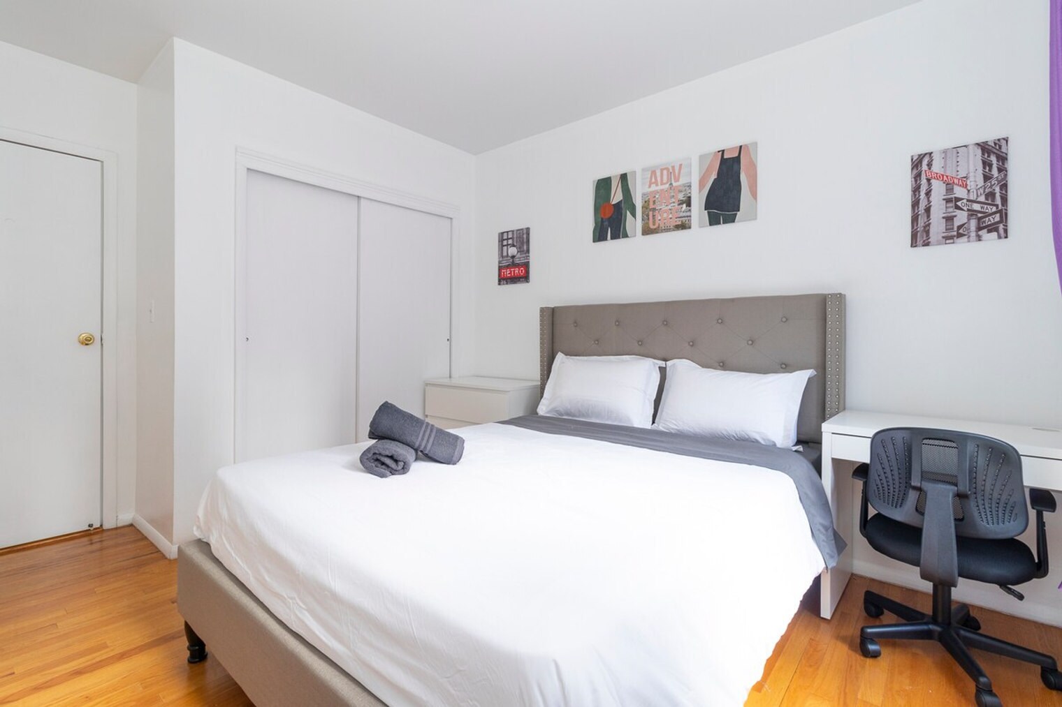 Building Photo - 340 E 94th St