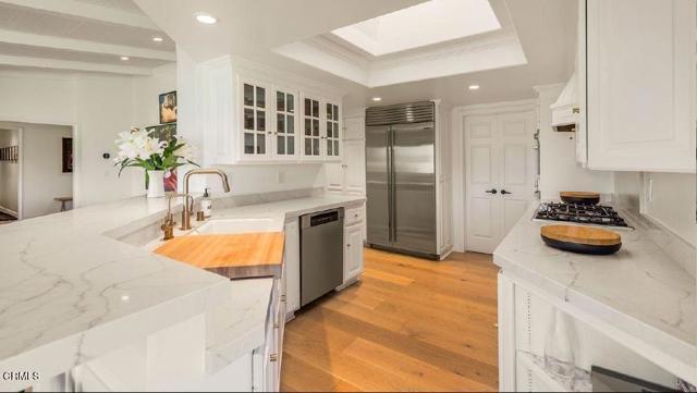 Building Photo - 565 Del Oro Dr