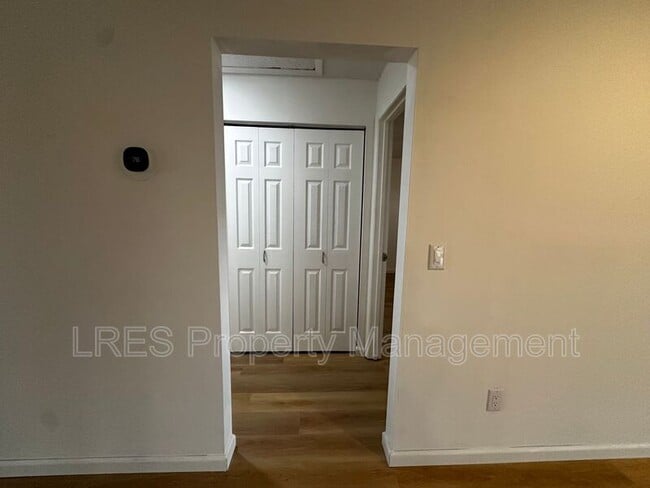 Building Photo - 10647 Deergrass Ln