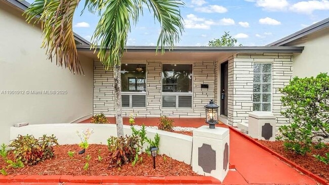 Building Photo - 7753 Coral Blvd