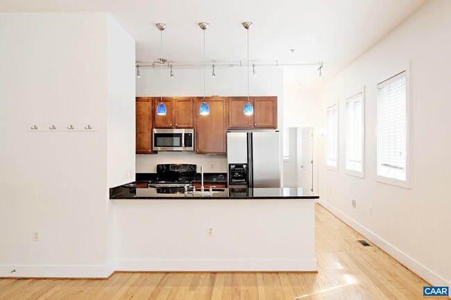 Building Photo - 215 5th St SW