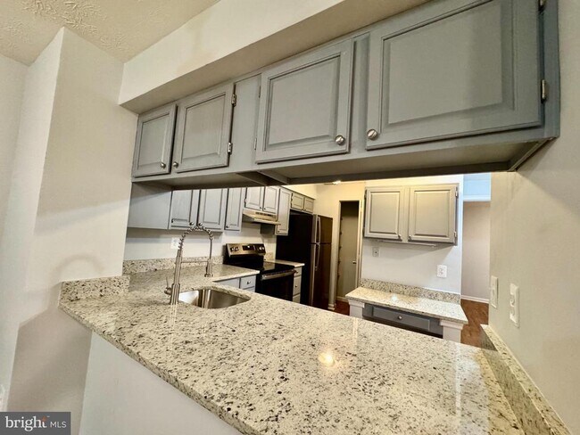 Building Photo - 12201 St Peter Ct