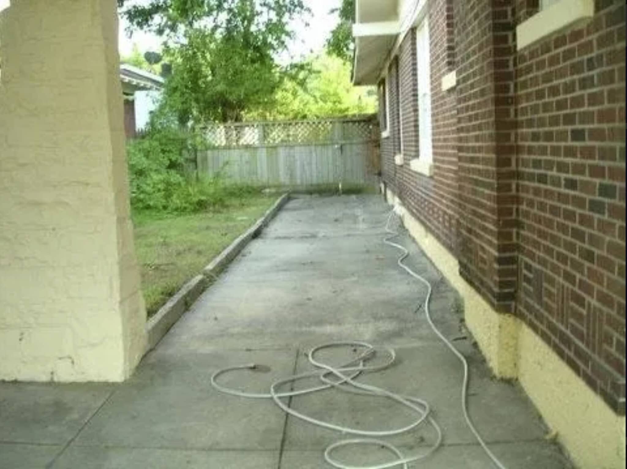 Building Photo - 2375 Parkway Pl