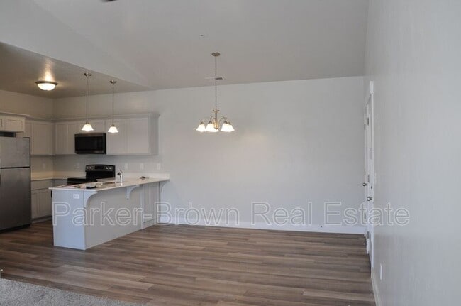 Building Photo - 4076 W 1530 N