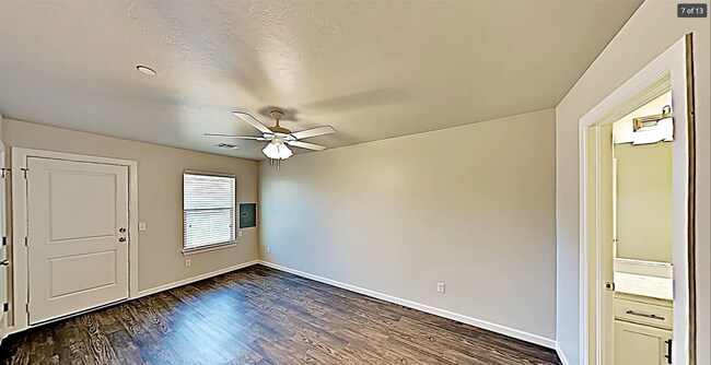 Building Photo - 403 Summit Ridge Dr