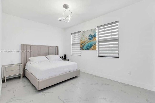 Building Photo - 17353 SW 46th St