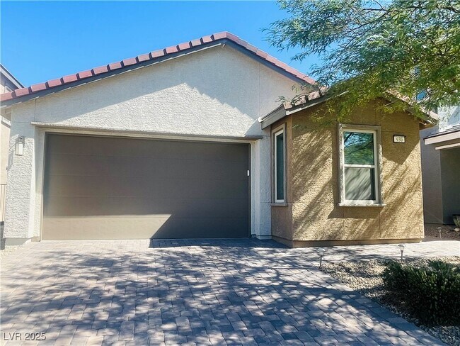 Building Photo - 930 Bayberry Ridge St
