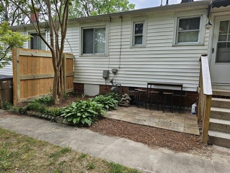 Patio - 528 Overlook St