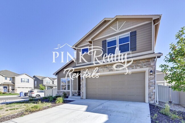 Building Photo - 10627 Hidden Pr Pkwy