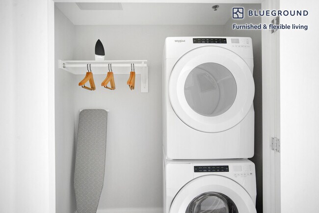 Building Photo - 2100 Welton St