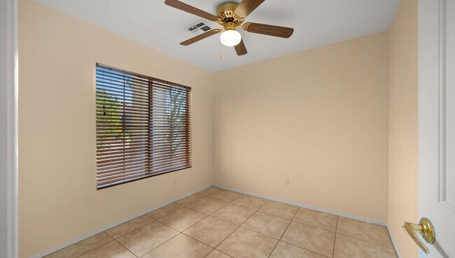 Building Photo - 7798 E Buteo Dr