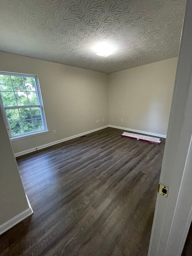 1164 Woodland Dr 1164 Woodland Dr Elizabethtown KY 42701 Apartment