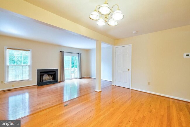 Building Photo - 11633 Pleasant Meadow Dr