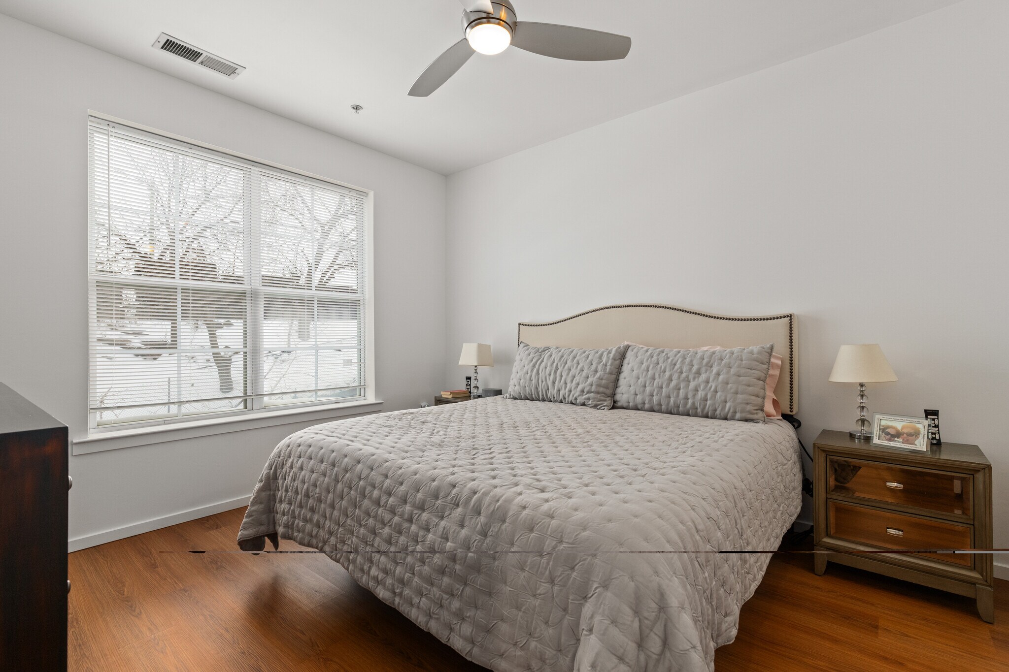 Building Photo - 443 2nd St