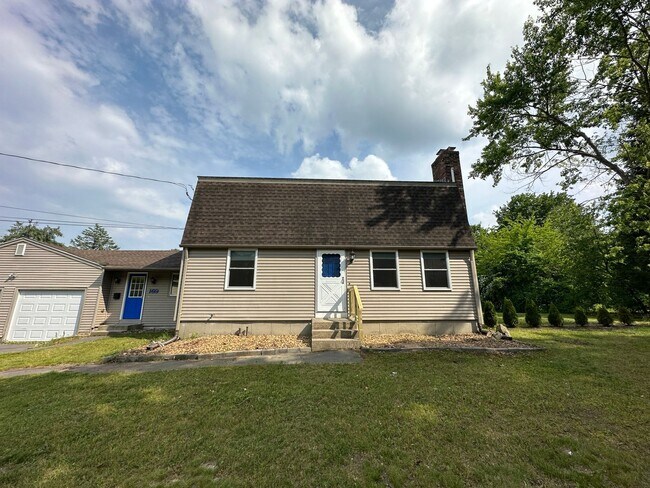Building Photo - 169 Rocky Hill Rd