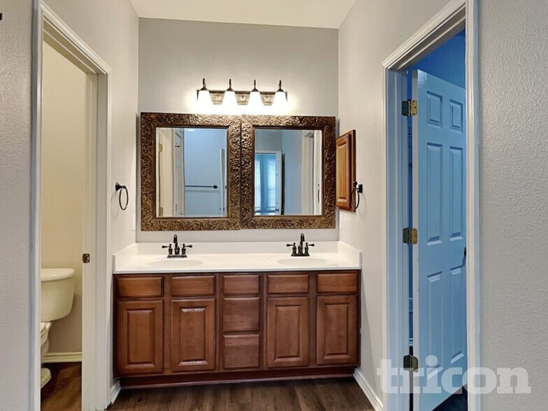 Building Photo - 11638 Dense Star