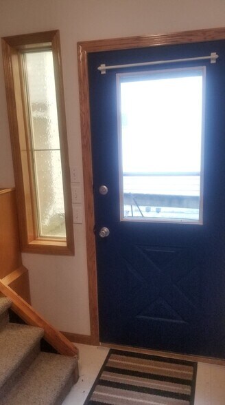 Building Photo - 1040 Cedar St