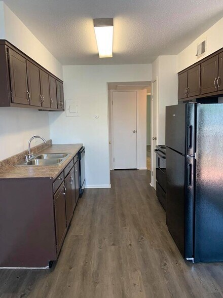 Building Photo - Beech Tree Glen Apartments