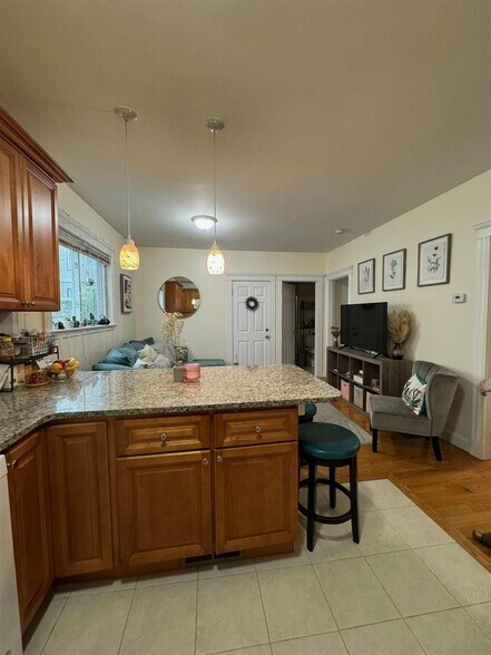 Building Photo - 29 Belknap St