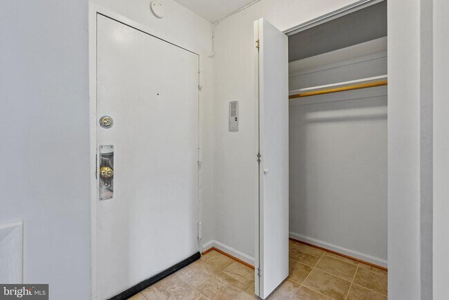 Building Photo - 3000 7th St NE