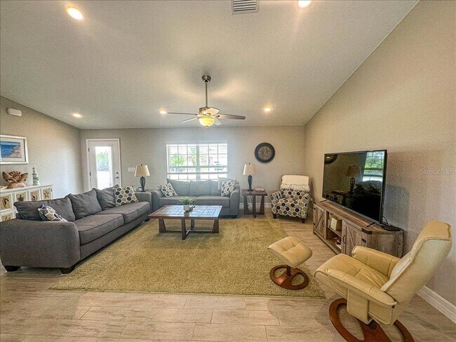 Building Photo - 11707 Willmington Blvd