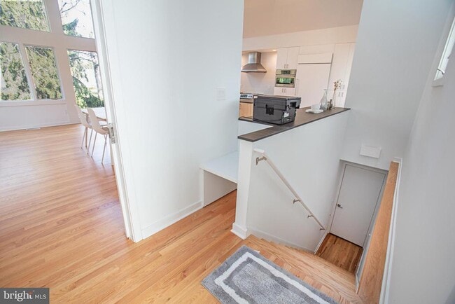 Building Photo - 92 Overbrook Dr