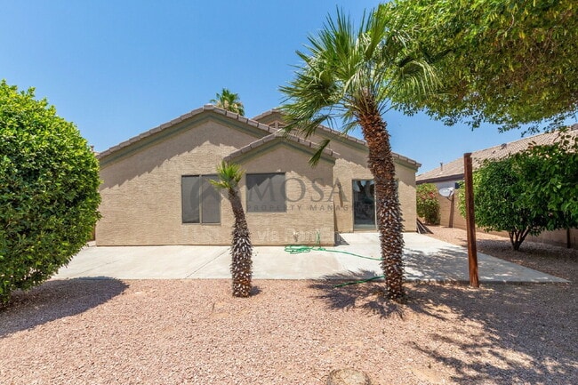 Building Photo - 15535 W Mauna Loa Ln