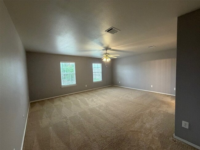 Building Photo - 4600 Mountain Oak St